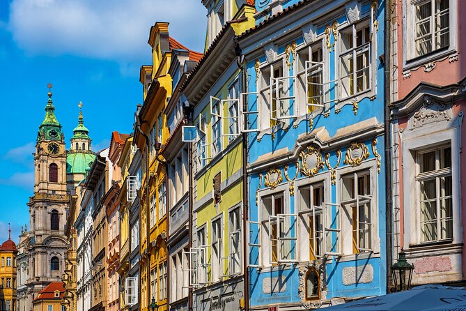 One Prague Tour: Old Town Road with local Food & Beer ️ - Jewish Quarter context at the Old-New Synagogue
