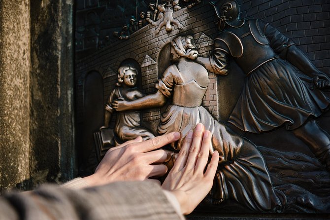Photo Walking Tour in Prague - The 30 Edited Photos: What You’re Really Paying For