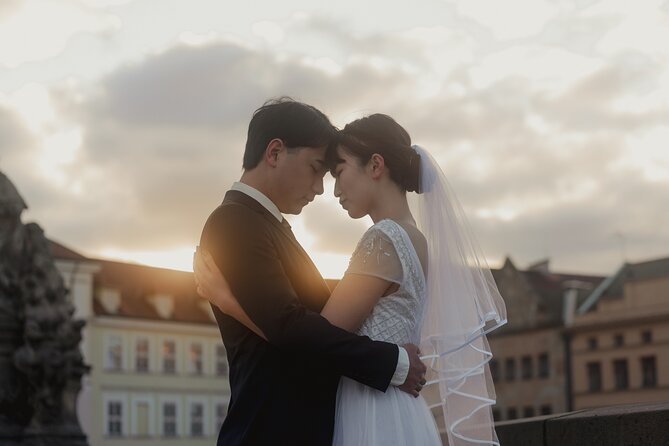 Photographer in Prague, private photoshoot - Getting Directed So Your Photos Look Natural (Not Awkward)