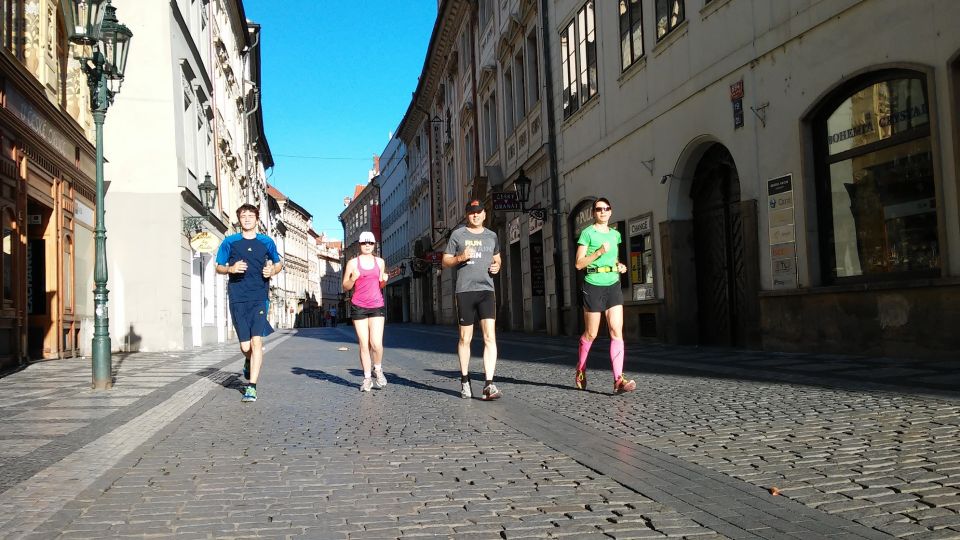 Prague 1.5-Hour Compact City Center Running Tour - Josefov (Jewish Ghetto) and finishing with big-city context