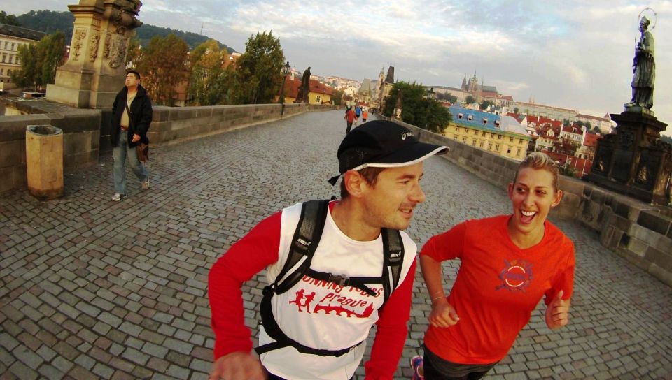 Prague 1.5-Hour Compact City Center Running Tour - What’s actually included: guide, photos, and water