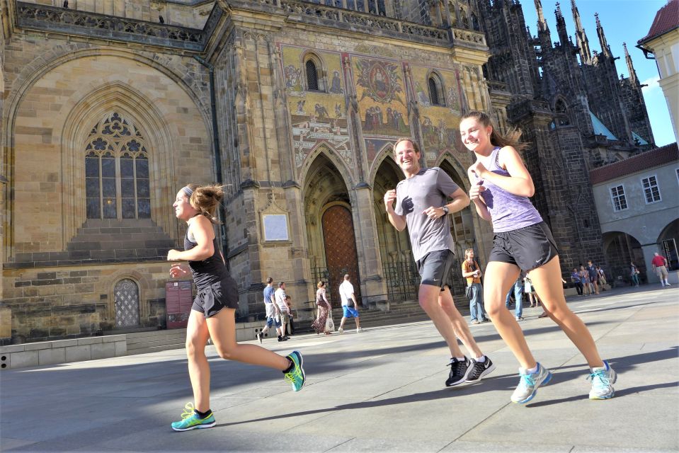 Prague 1-Hour Sight Running Tour - The guide’s role: more than route-following