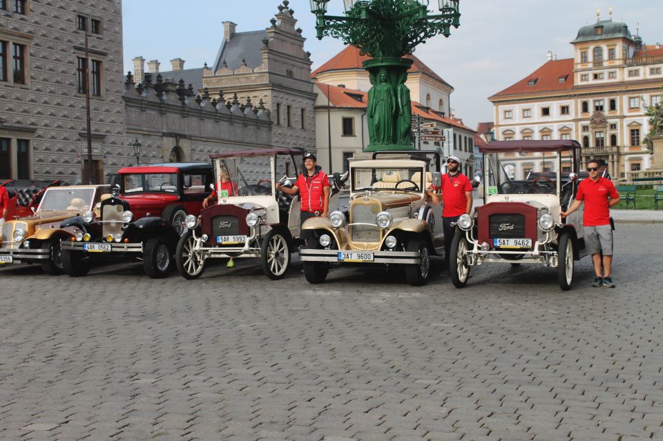 Prague: 1-Hour Vintage Car Tour - How the one-hour format actually works