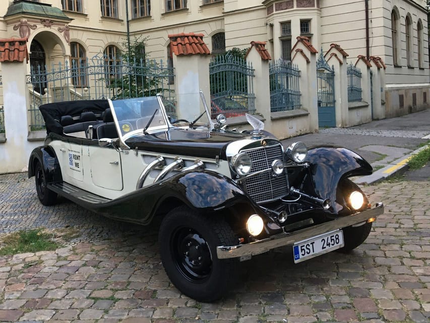 Prague: 120min Private Tour in Vintage Car, up to 6people! - Comfort and practicalities: roof, seating, and the language reality