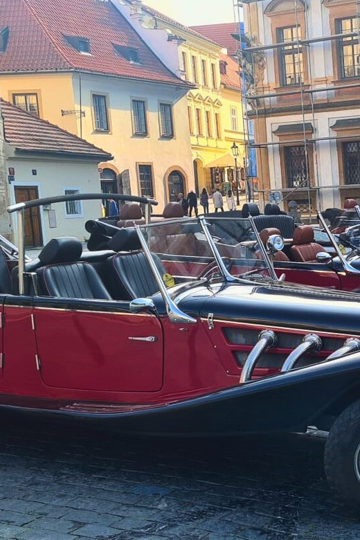 Prague: 120min Private Tour in Vintage Car, up to 6people! - New Town favorites: Lennon Wall, Dancing House, and Wenceslas Square