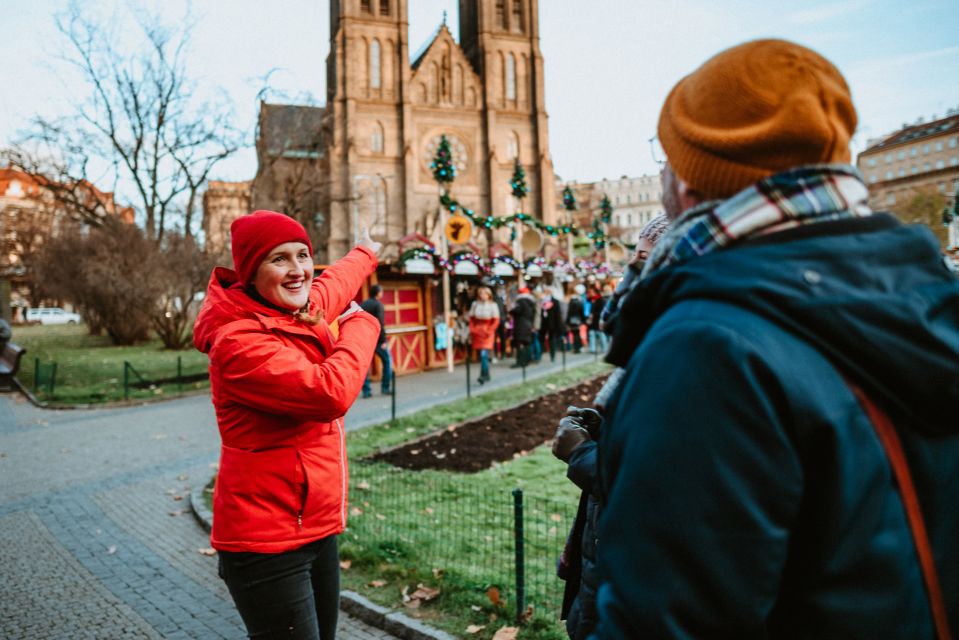 Prague: 2-3h Magical Christmas Markets Tour with Inclusions - The Holiday Treats Plan: Cookies, Mulled Wine, and Hot Mead