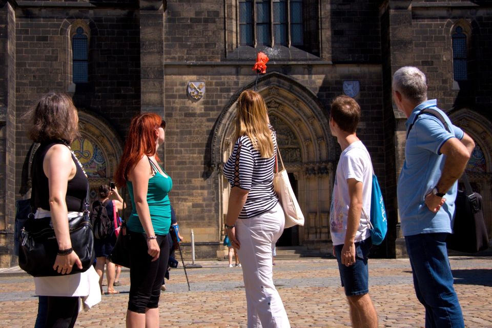 Prague: 2.5-Hour Vyšehrad Castle with Gorlice & Tickets - The park walk: Romanesque St. Martin to Baroque walls