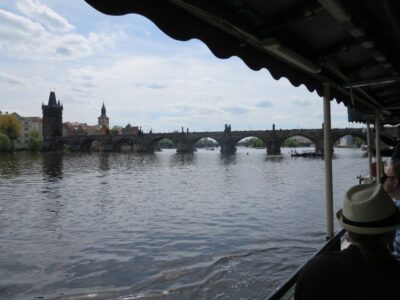 Prague: 2-Hour Lunch Cruise on the Vltava River - Old Town landmarks you’ll spot from the boat