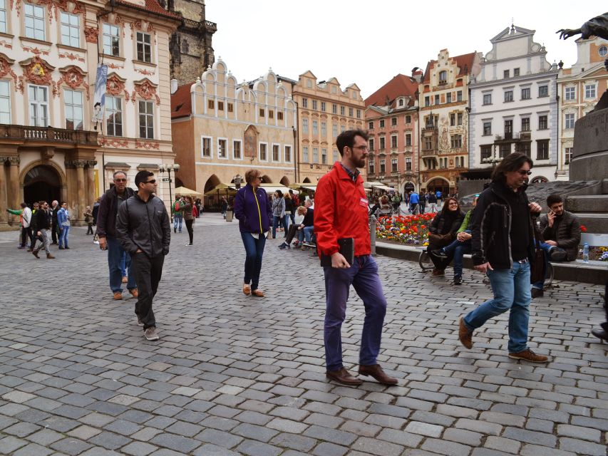 Prague: 2-Hour Old Town and Jewish Ghetto Walking Tour - Franz Kafka’s birthplace area: Prague’s “literary landmark” feels real here