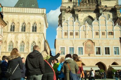 Prague: 3-Hour Old Town and Prague Castle Tour in German - Charles University and the Astronomical Clock: where the details earn their keep