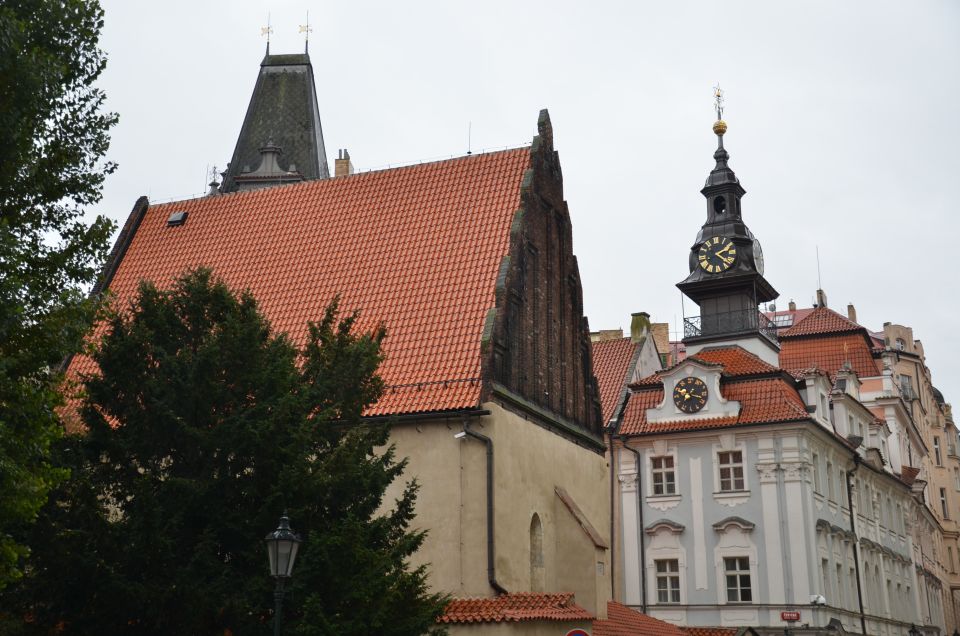 Prague: 3-Hour Private Jewish Quarter Tour - Old-New Synagogue and Pinkas Synagogue exhibitions