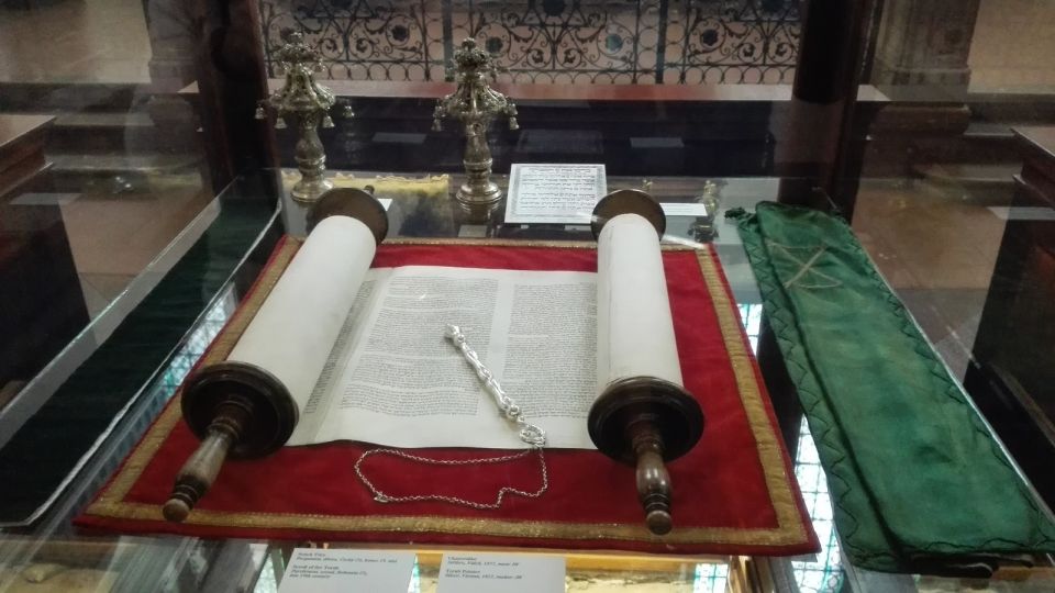 Prague: 3-Hour Private Jewish Quarter Tour - The 1000-year Czech Jewish story, tied to society changes