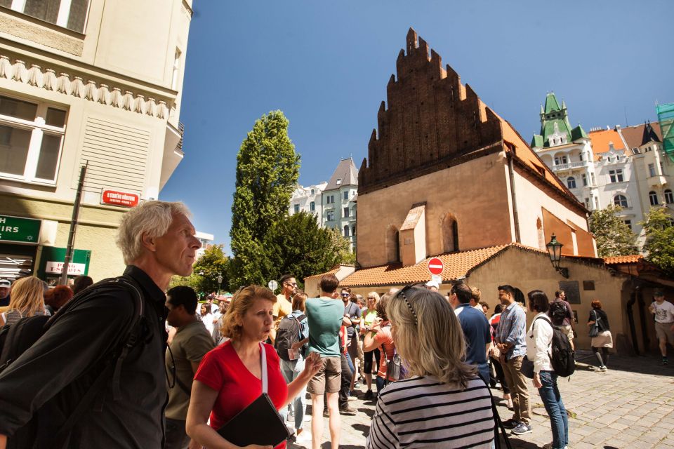 Prague: 6-Hour City Tour including Cruise and Lunch - Why this 6-hour Prague plan is such good value