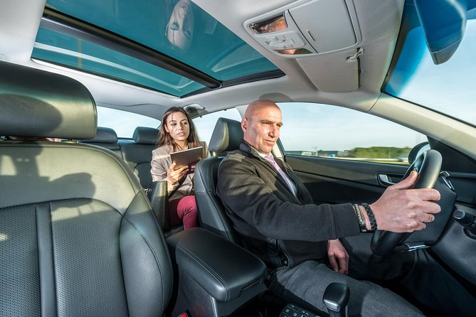 Prague Airport (PRG) Departure Transfer from Prague City - Price and value: what $52.09 per group really means