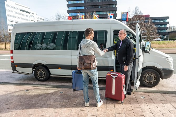 Prague Airport (PRG) Departure Transfer from Prague City - A real consideration: when things go wrong, you’ll feel it