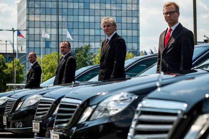 Prague Airport Private Departure Transfer - Meeting the Driver and Getting to the Right Place Fast