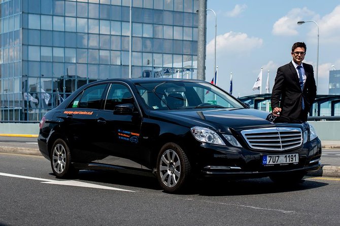 Prague Airport Shared Departure Transfer - The Shared Ride Trade-Off: Extra Stops and Pairing Delays