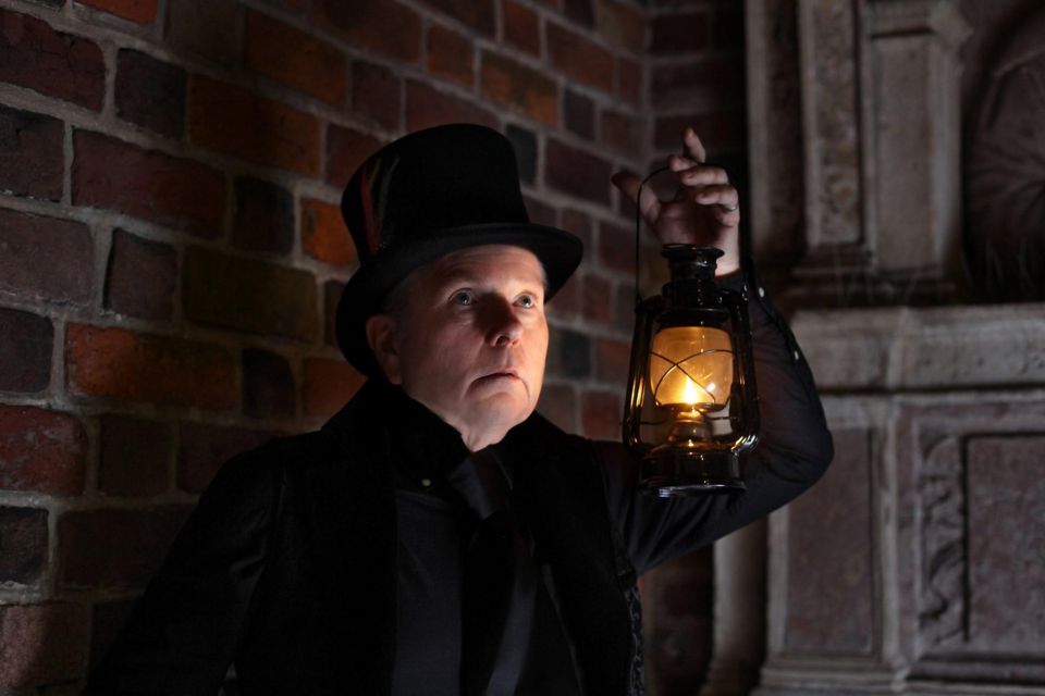 Prague: Alchemy & Mysteries Bridge and Castle Evening Tour - Why This 2-Hour Magic Prague Tour Works