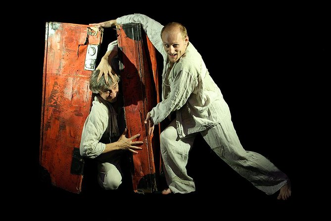 Prague 'Antologia' Black Light Show by Black Light Theatre Srnec - Why this works so well for families (and groups)