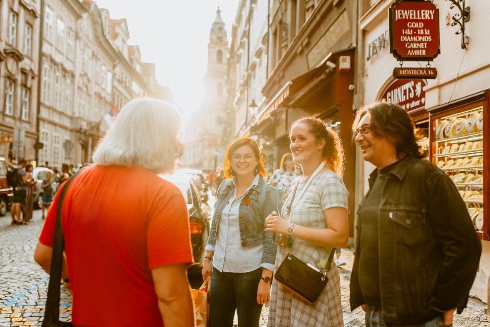 Prague: Award-Winning Old Town Food Tour with Four Drinks - Practical tips before you go