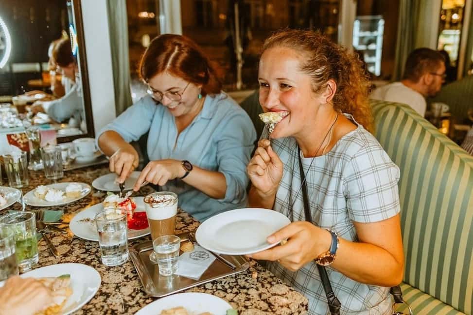 Prague: Award-Winning Old Town Food Tour with Four Drinks - Stop by stop: what you actually taste in Old Town Prague