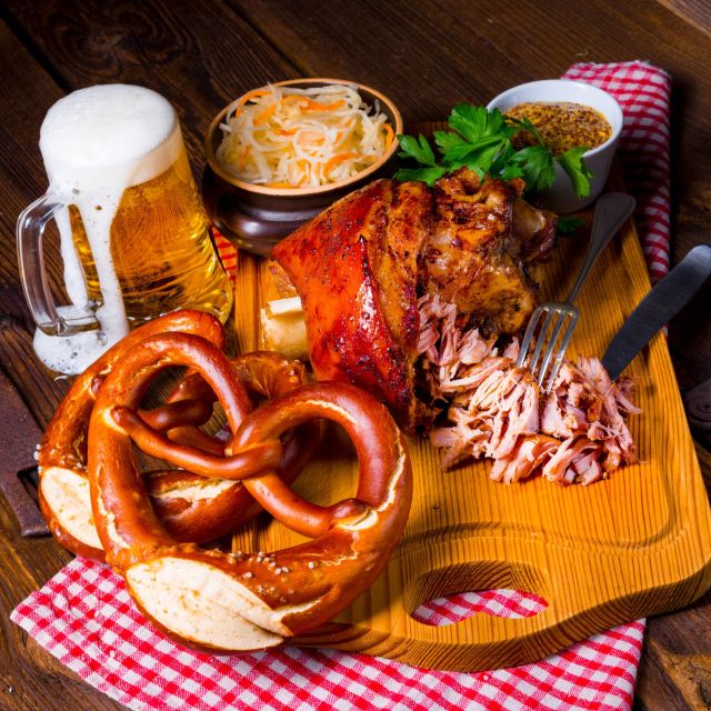 Prague beer tour with brewery visit and tasting - The brewery visit: a traditional family recipe in the heart of Prague