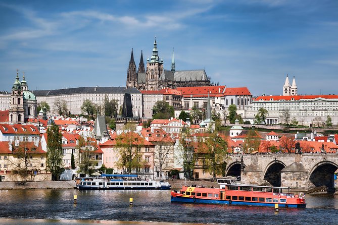 Prague: Bus Tour, Walking Tour, River Cruise and Lunch - Wenceslas Square to Old Town Square: the iconic finish