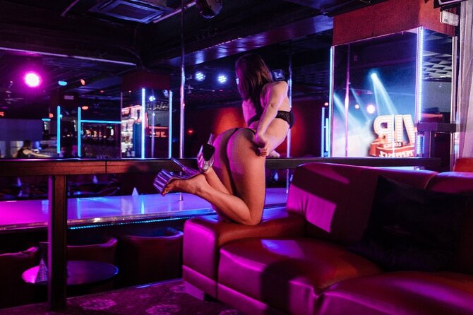 Prague by Night! - Who Should Book Prague by Night