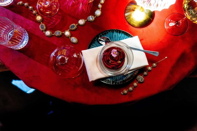 Prague: Cabaret Show at Medusa - Nightlife Prague - Your Table: Why Gold Seating Changes the Feel