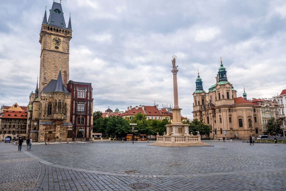 Prague Castle: Admission Ticket With Transfer And Audioguide - Meeting at Get Prague Guide (Maiselova 5) and getting your phone ready
