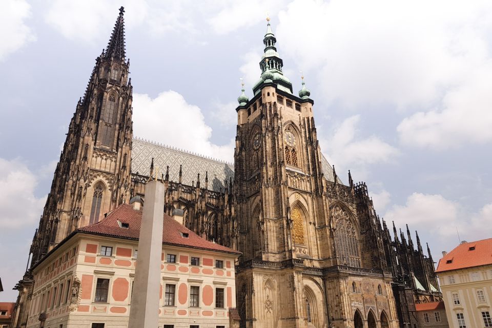 Prague Castle: Admission Ticket With Transfer And Audioguide - St. George’s Basilica and Golden Lane: where the stories feel human