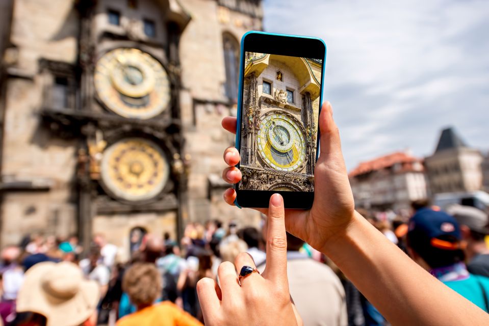 Prague: Castle and Jewish Quarter Tour - Price and Value: What $50 Covers in Real Time