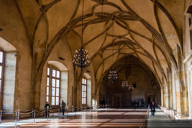 Prague Castle and Lobkowicz Palace entrance tickets - Prague Castle entry: St. Vitus Cathedral plus the big-hitters