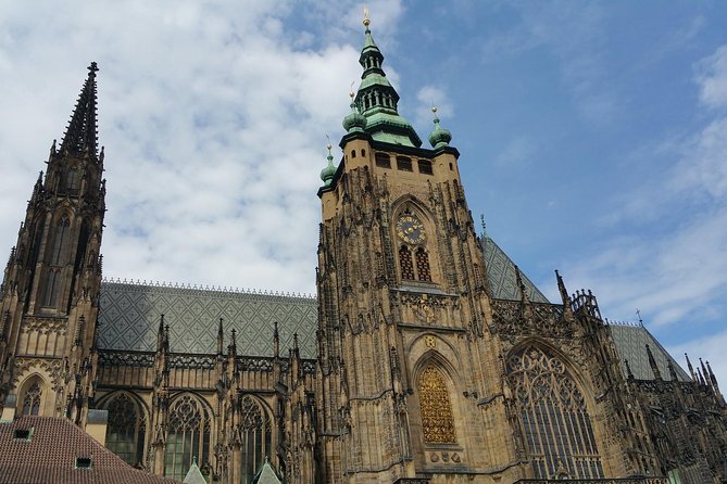 Prague Castle and Lobkowicz Palace entrance tickets - Should you book this Prague Castle plus Lobkowicz ticket?