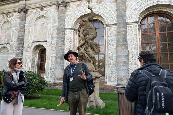 Prague: Castle Entry Ticket with Guide and River Cruise - What you get inside Prague Castle (and what to expect)