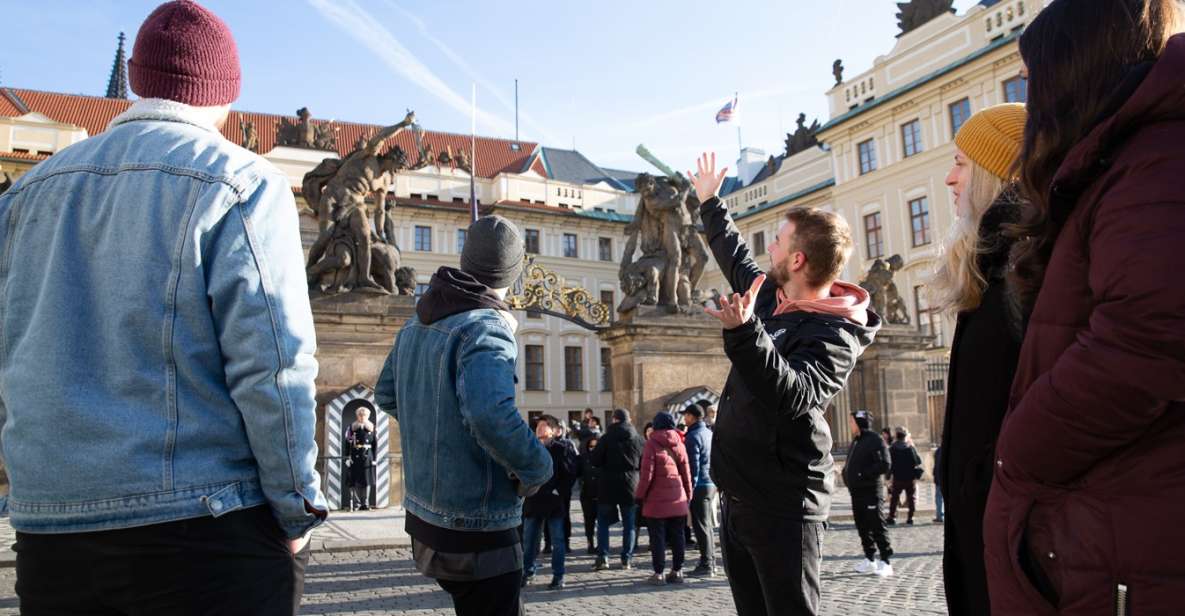 Prague: Castle Grounds & Highlights Walking Tour small-group - Why This Prague Castle Tour Feels Like the Right Amount
