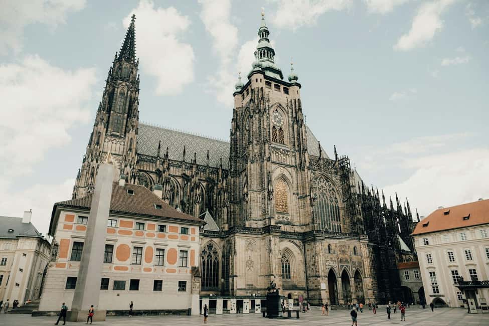 Prague Castle St. Vitus Cathedral, Royal Palace, St. George's Basilica - Price and what $41 actually buys you
