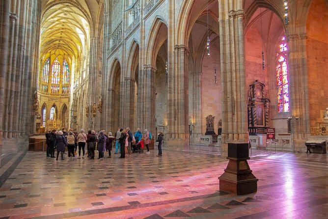 Prague Castle Ticket Including Audio Guide & 15min introduction - Logistics that affect your day: lines, order, and the app experience