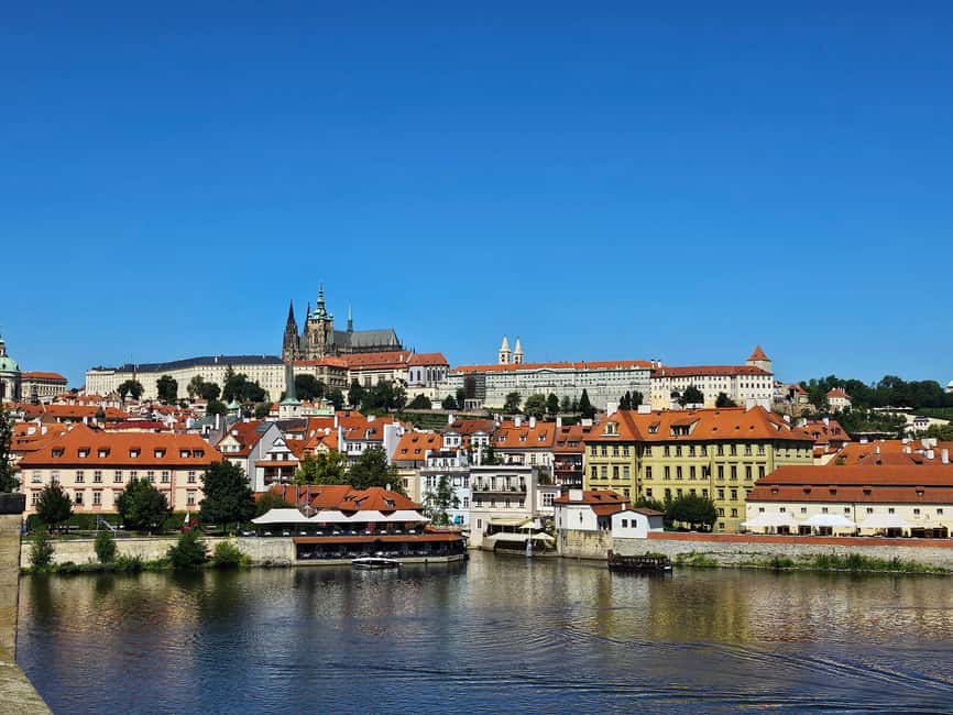 Prague Castle tour - Prague Castle in Real Life: Massive, Symbolic, and Easy to Misread