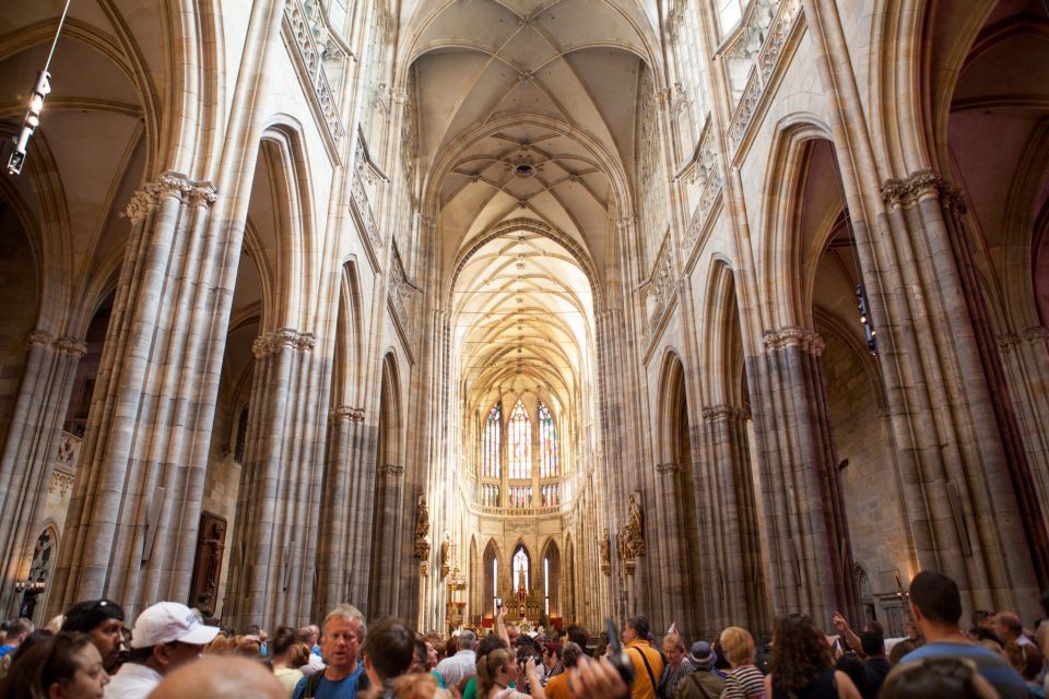 Prague City 3-Hour Tour with Changing of the Guard - Heading back: Lesser Town, the Jewish Quarter sights, and Old Town Square