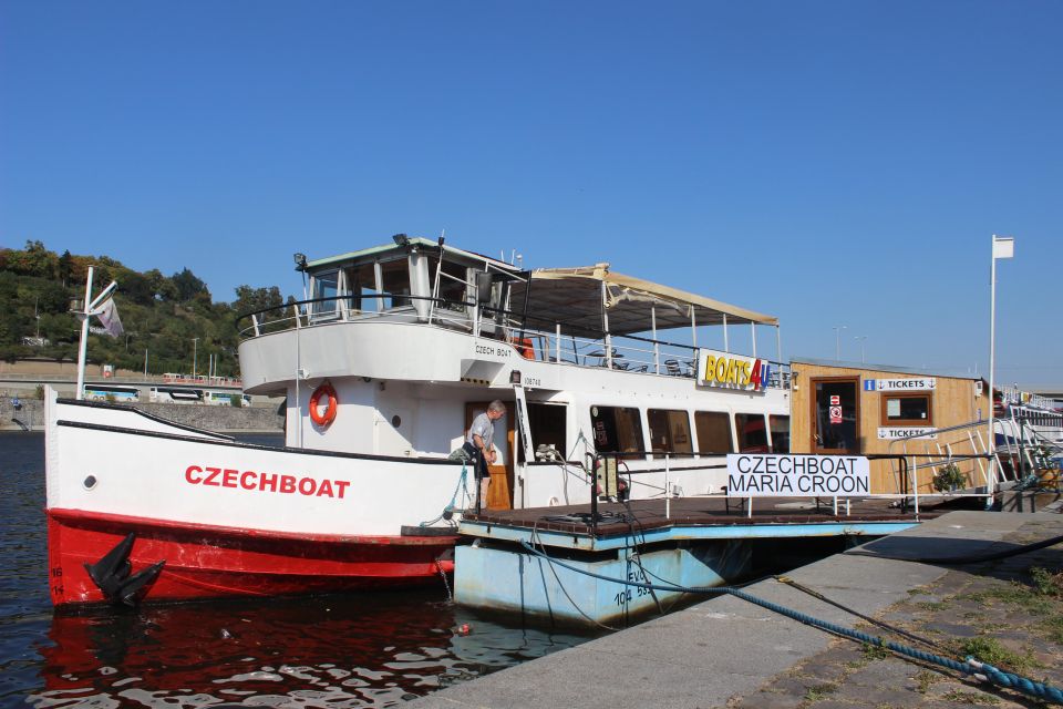 Prague Cruise: 1-Hour on the River Vltava - Who should book this cruise (and who might want something else)