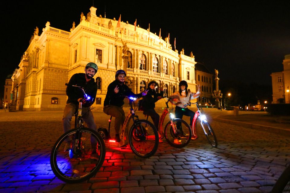 Prague: E-Bike/E-Scooter Viewpoint Tour - Petřín Hill and the Royal Gardens: where the views feel earned