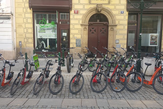 Prague E-Scooter Tour: Fat Tire or Regular Scooter - Fat Tire vs Regular Scooter: Which One Should You Pick?