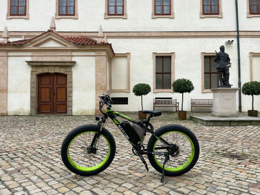 Prague: Electric Scooter & Cruiser Fat eBike Rental - What to Bring and What You Must Not Do