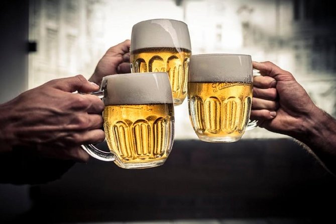 Prague Fairytale Day: A 6-Hour Culinary and Cultural Expedition - Czech tastings you can actually use: beer, pastries, and lunch