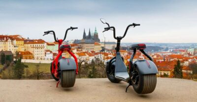 Prague: Fat Tire E-Scooter Guided Tour - Getting started at Saská 7: where your tour really begins