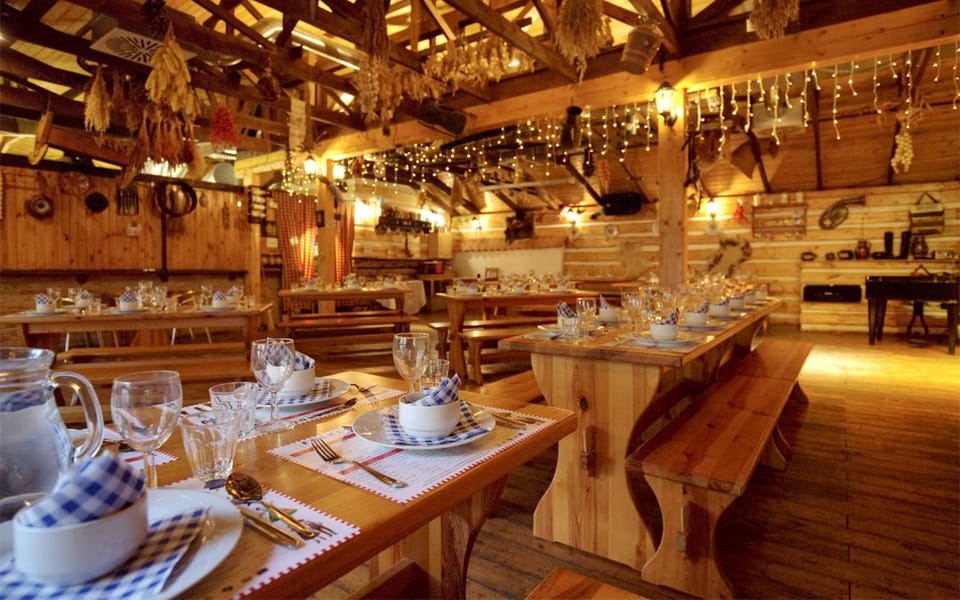 Prague: Folk Dancing Dinner Experience - Is This Folk Dancing Dinner for You?