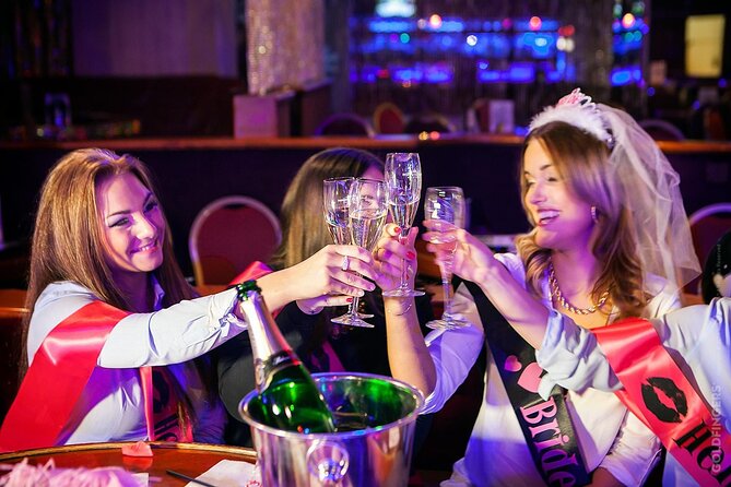 Prague for Men - Choosing Your Version: Default Club Night vs Workshop-Style Fun