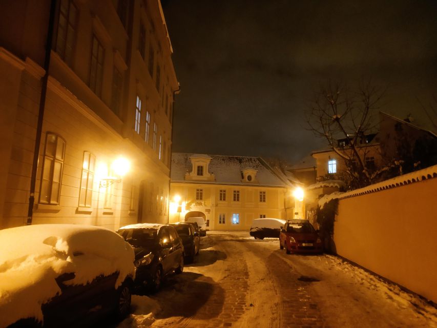 Prague: Ghost Walking Tour - Price and Value: When $30 Makes Sense