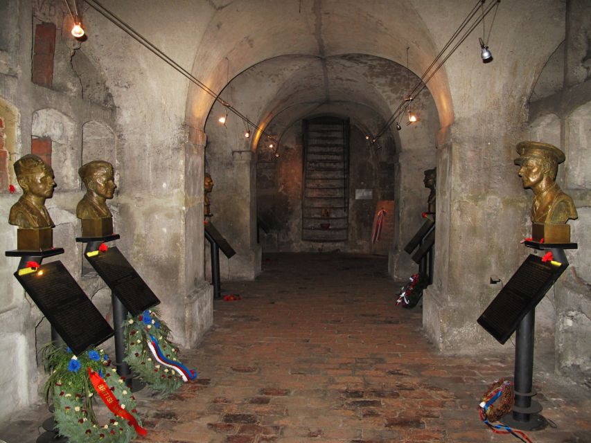 Prague: Guided Operation Anthropoid Tour with Lidice - Guide-led details: what to ask and how to get more out of it